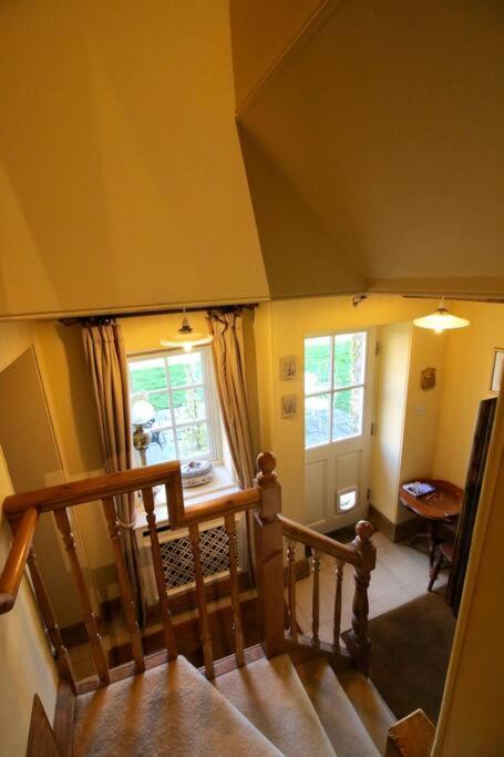 Characterful Yorkshire Cottage, Beautiful Views *