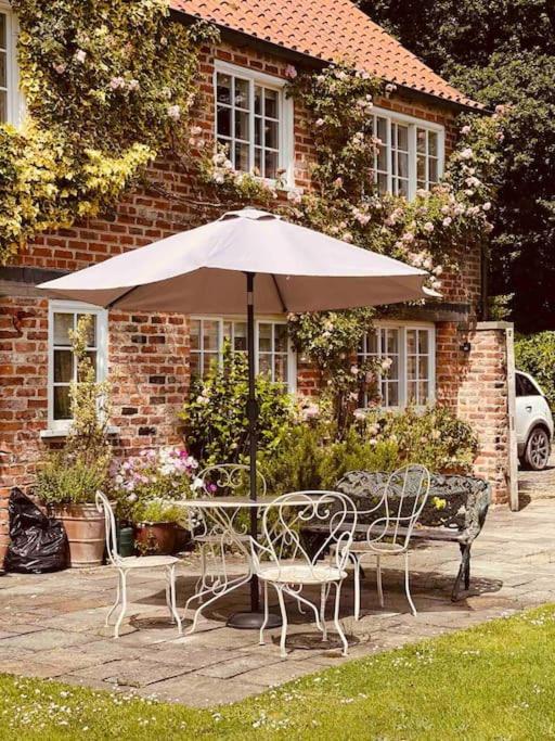 Characterful Yorkshire Cottage, Beautiful Views *