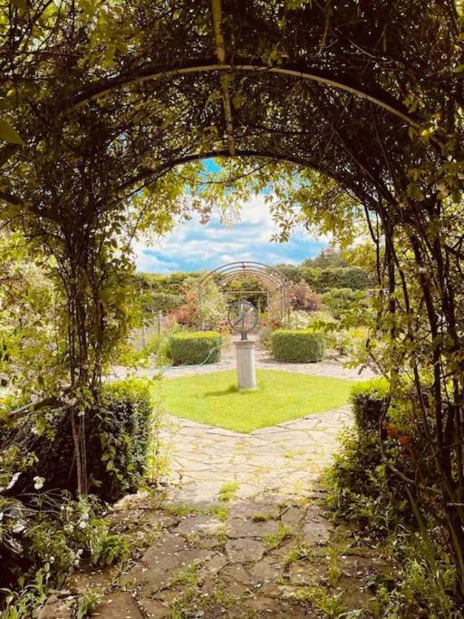 Characterful Yorkshire Cottage, Beautiful Views * York