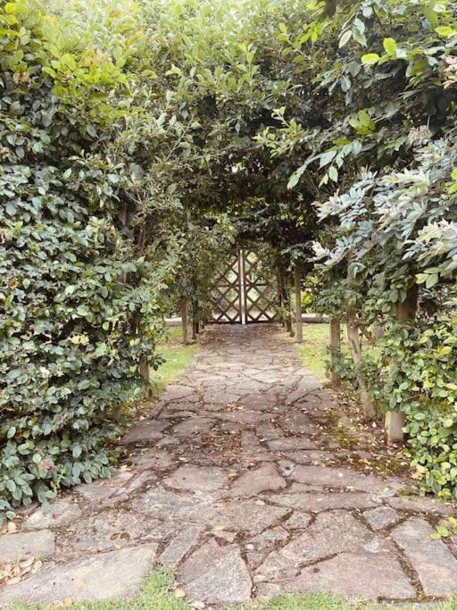 Characterful Yorkshire Cottage, Beautiful Views *